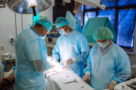 上海儿童医学中心贵州医院为出生10天的宝宝实施肾盂输尿管成形手术